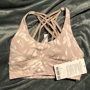 Lululemon Free to be Moved Bra